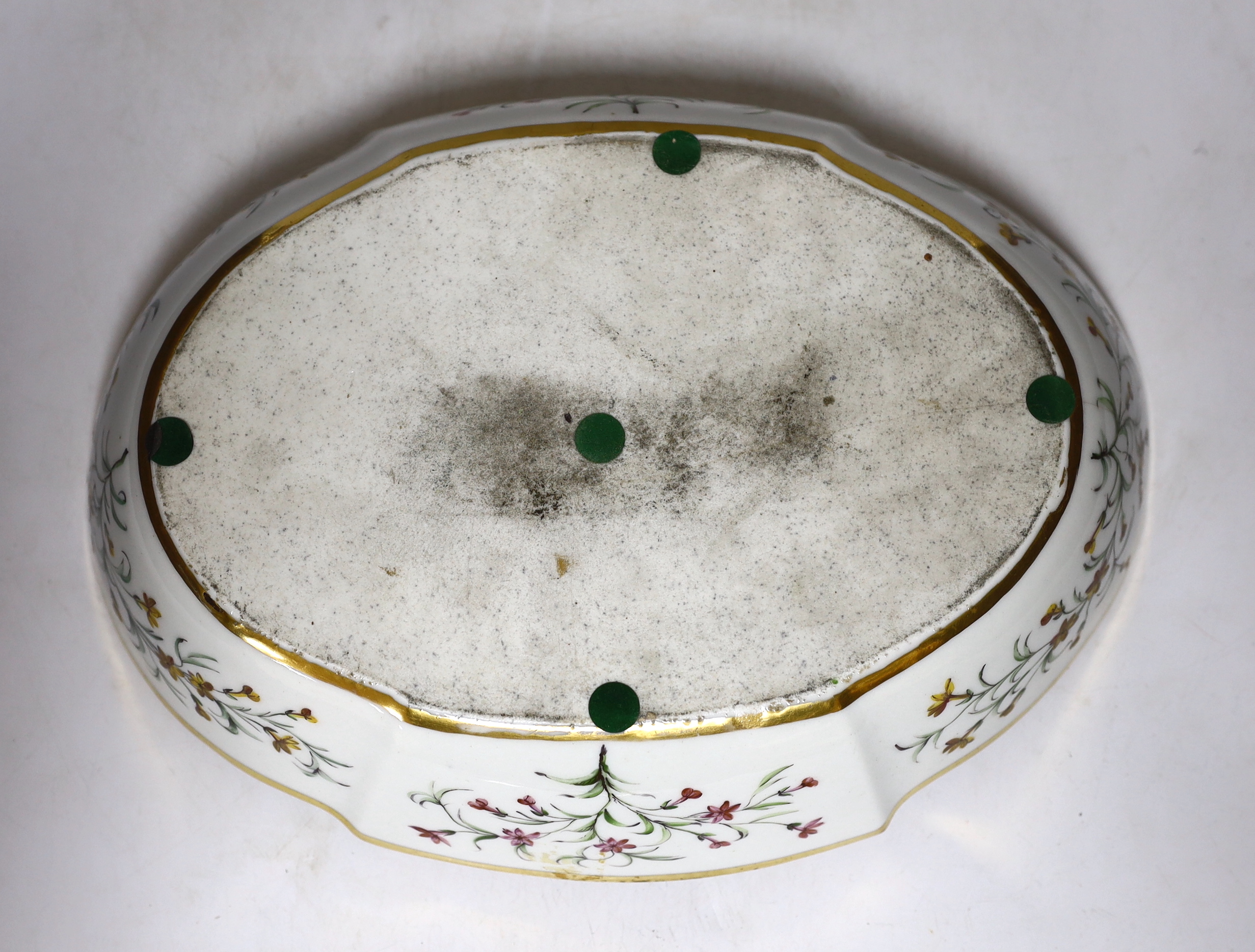 A pair of 19th century Derby pot pourri, a Wedgwood Imari dish, an early 19th century Paris porcelain dish and a Limoges trinket box